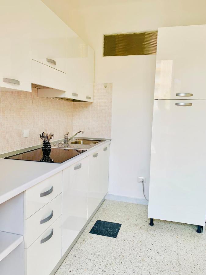Dependence Le Pygmalion Apartment Menton Bagian luar foto