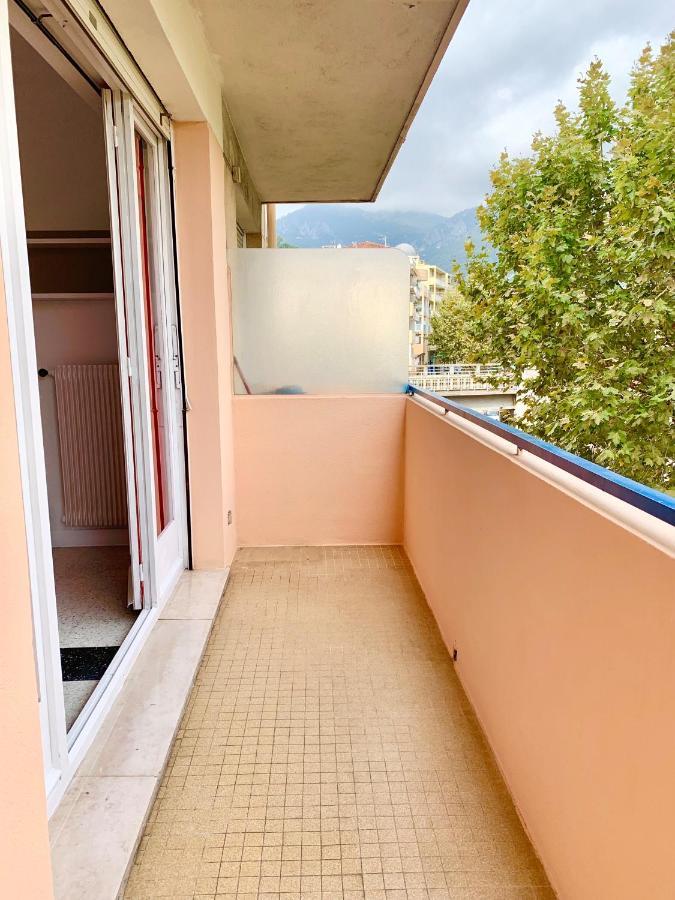 Dependence Le Pygmalion Apartment Menton Bagian luar foto